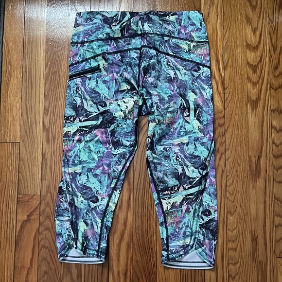 Lululemon crop 17” leggings sz 6 - Picture 5 of 6